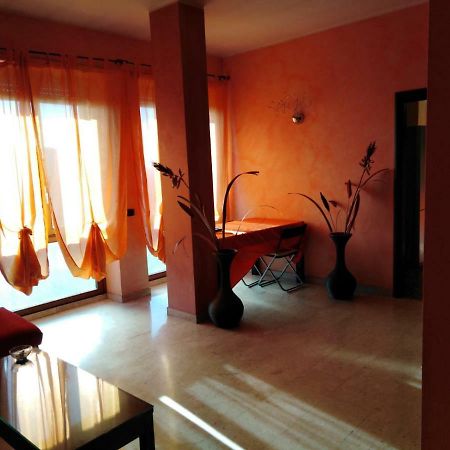Residence Taverna Piacenza Luaran gambar
